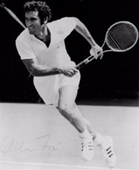 Allen Fox playing tennis in the 1960s